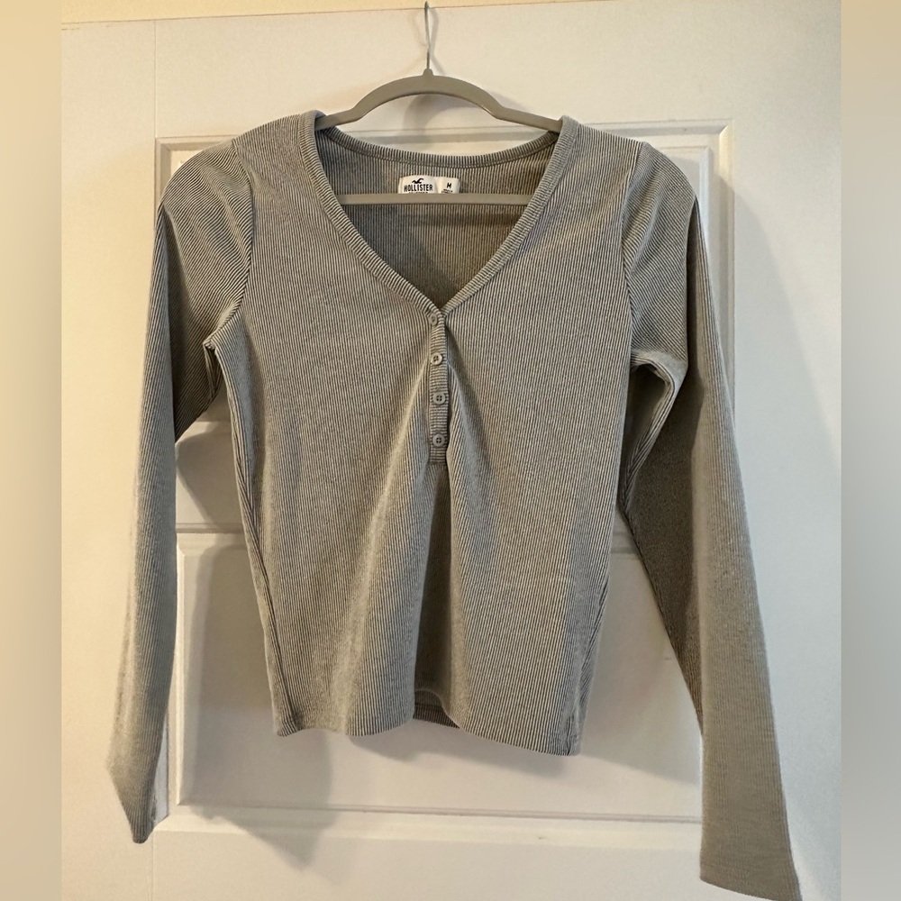 Hollister Gray Ribbed Knit Top
